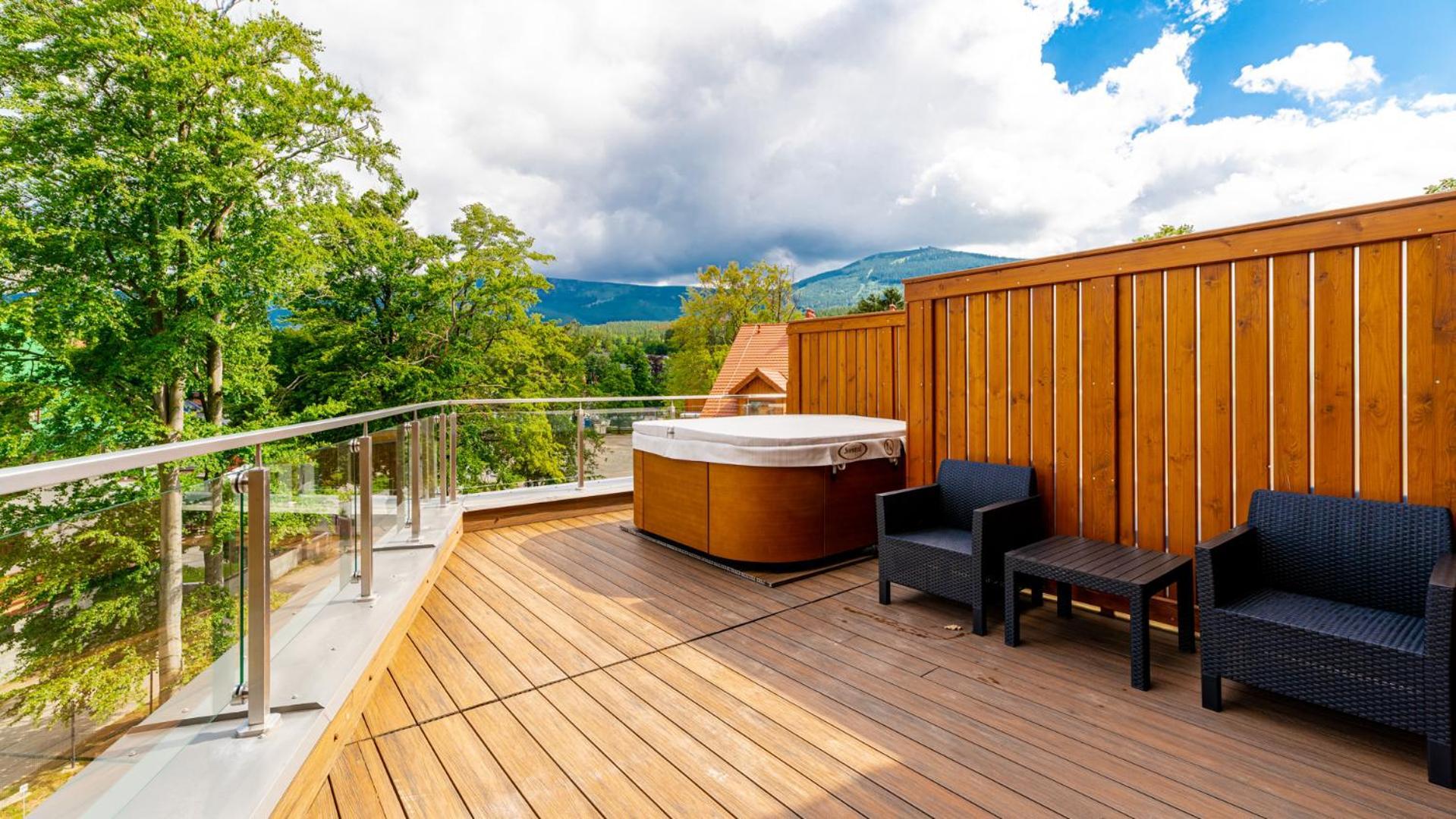 Royal Prestige Collection Z Prywatnym Jacuzzi - Stone Hill Resort Z Basenem I Saunami Шклярска-Поремба Экстерьер фото